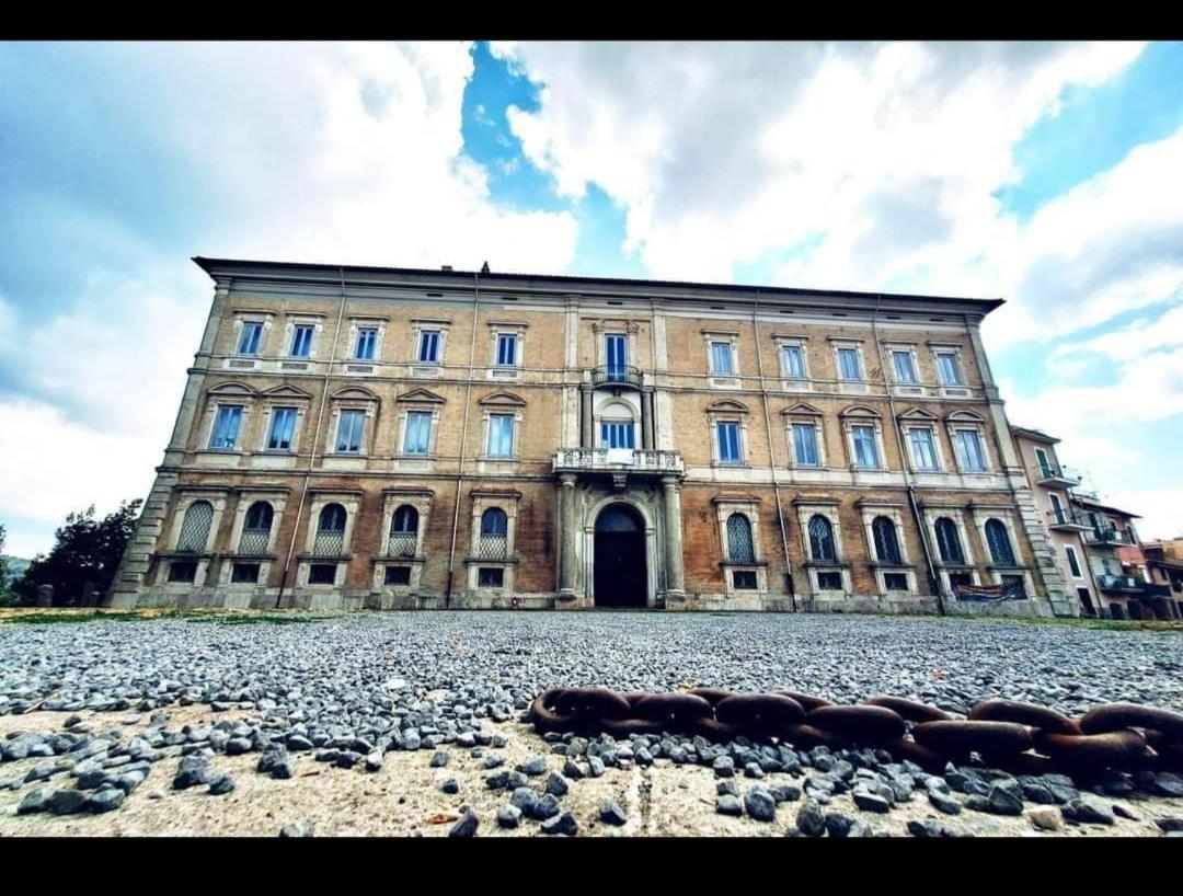 La Casa Di Fede Hotell Lanuvio Exteriör bild